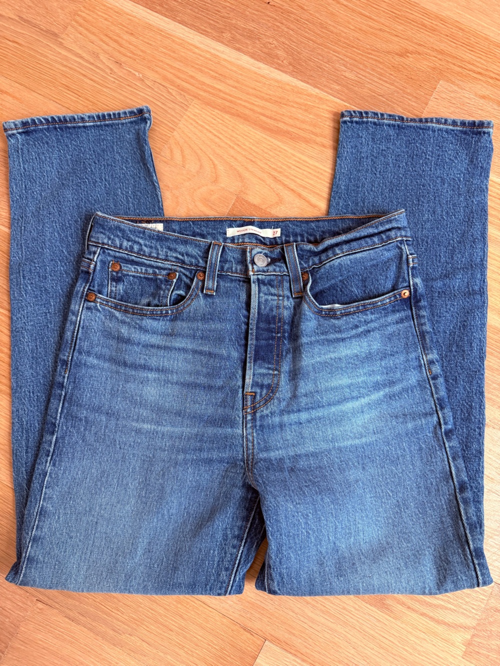 Levi’s Wedgie Straight Jeans